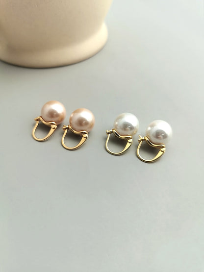 Shell pearl earrings