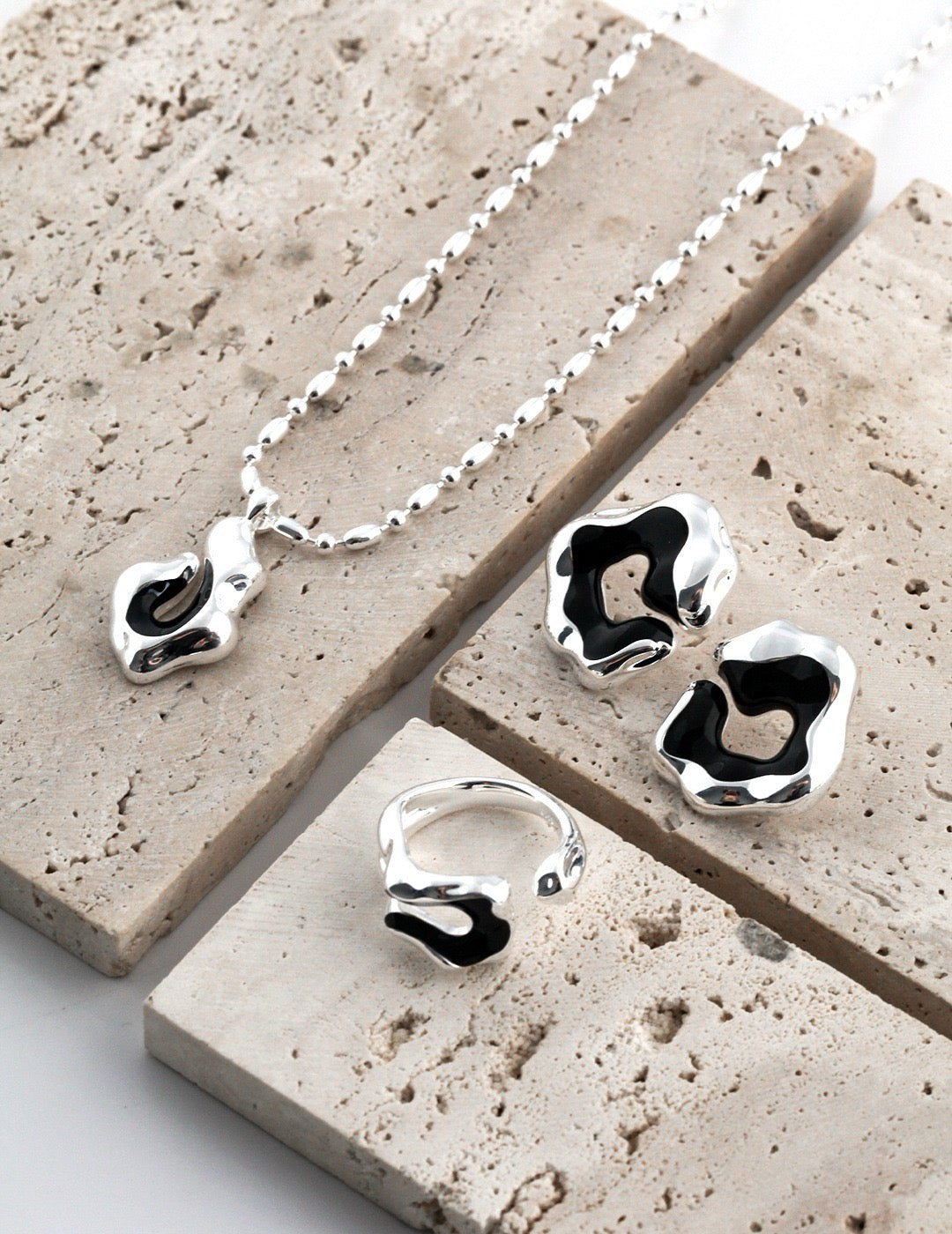 Sterling silver drip glaze necklace