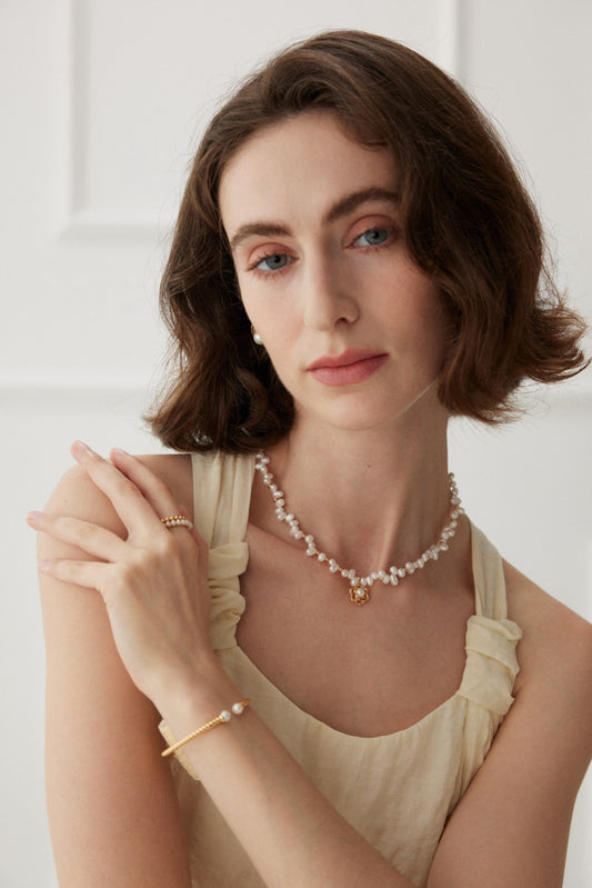 Hot item | Camellia pearl necklace