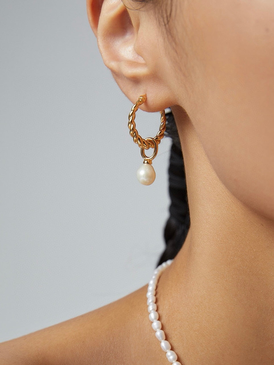 Sterling silver pearl earrings