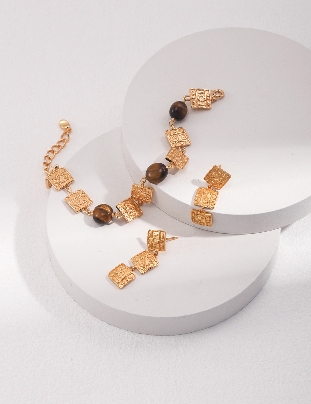 Sterling silver tiger eye stone bracelet