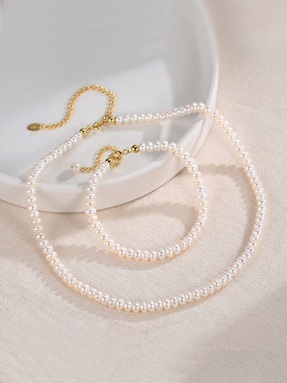 Pearl bracelet