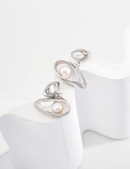 Sterling silver pearl earrings